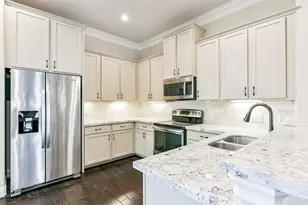 18721 Egret Oaks Ln, Webster, TX 77058 - Photo 13