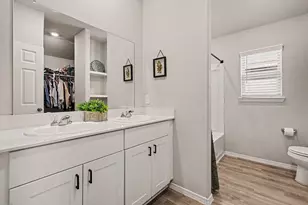 1974 Hidden Cedar Dr, Conroe, TX 77301 - Photo 11