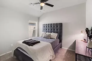 1974 Hidden Cedar Dr, Conroe, TX 77301 - Photo 9