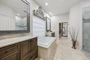 529 Southport Ln, Kemah, TX 77565 - Photo 29