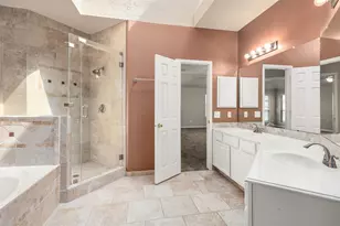 3715 Crescent Dr, Pearland, TX 77584 - Photo 21