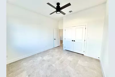 2102 Mechanic Street #204, Galveston, TX 77550 - Photo 11
