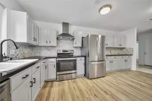 26 Green Field Pl, The Woodlands, TX 77380 - Photo 9