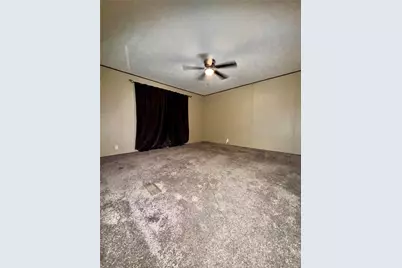 975 Roberts, Vidor, TX 77662 - Photo 11