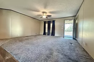 975 Roberts, Vidor, TX 77662 - Photo 5