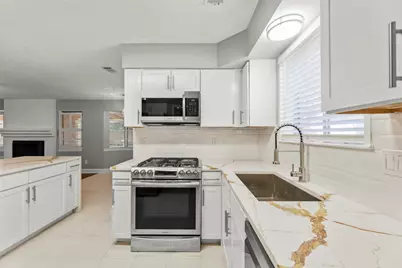 1735 Eastfield Drive, Missouri City, TX 77459 - Photo 13