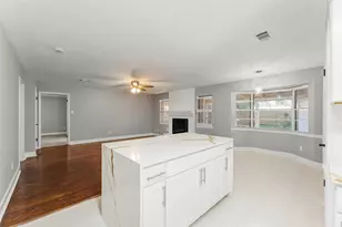 1735 Eastfield Dr, Missouri City, TX 77459 - Photo 11