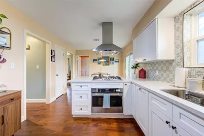 2258 Woodland Springs Street, Houston, TX 77077 - Photo 5