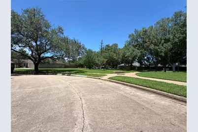 3930 Mill Rock Circle, Sugar Land, TX 77479 - Photo 17