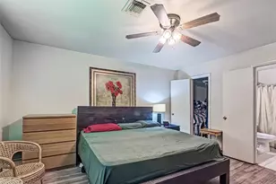 3930 Millrock Cir, Sugar Land, TX 77479 - Photo 9