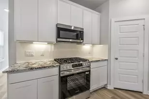 127 W Canopy Xing Cir, Conroe, TX 77301 - Photo 11