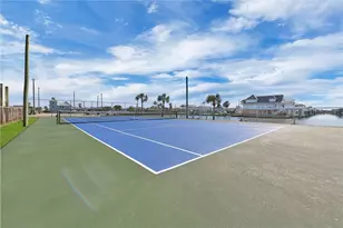 4023 Grayson Dr, Galveston, TX 77554 - Photo 31