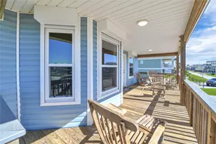 4023 Grayson Dr, Galveston, TX 77554 - Photo 5