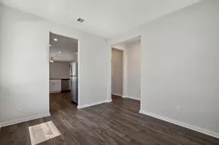 25523 Blooming Hazel Dr, Cleveland, TX 77328 - Photo 5