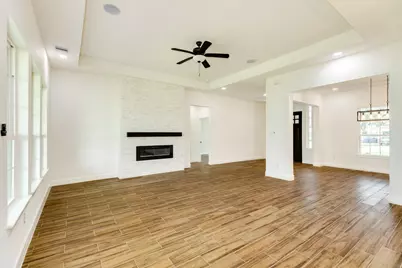 2138 Twin Lakes Boulevard, West Columbia, TX 77486 - Photo 15