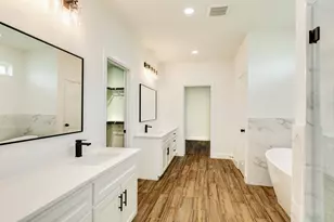 2138 Twin Lakes Blvd, West Columbia, TX 77486 - Photo 17