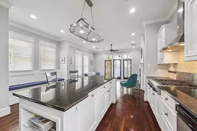 1315 W 22nd Street, Houston, TX 77008 - Photo 9