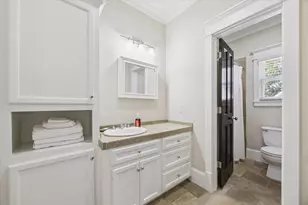 1315 W 22nd St, Houston, TX 77008 - Photo 21