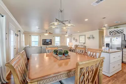 22122 Cantina Drive, Galveston, TX 77554 - Photo 9