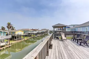 22122 Cantina Dr, Galveston, TX 77554 - Photo 25