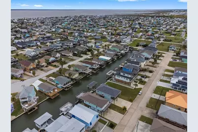 22122 Cantina Drive, Galveston, TX 77554 - Photo 39