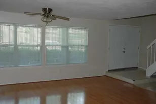 10325 Huntington Pl Dr, Houston, TX 77099 - Photo 5