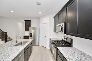 5143 Sunset Oaks Dr, Fresno, TX 77545 - Photo 9