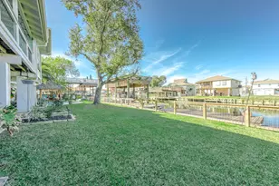 325 Ling St, Bayou Vista, TX 77563 - Photo 21