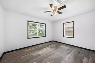 9723 Oldcrest Drive, Stafford, TX 77477 - Photo 17
