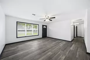 9723 Oldcrest Dr, Stafford, TX 77477 - Photo 3