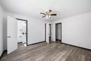9723 Oldcrest Dr, Stafford, TX 77477 - Photo 17