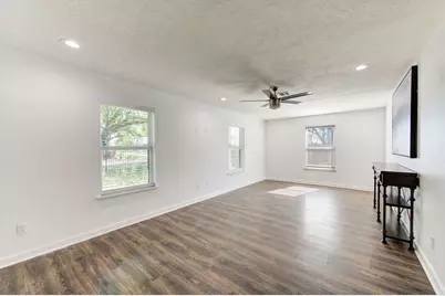 5906 Hilary Street, Houston, TX 77026 - Photo 39