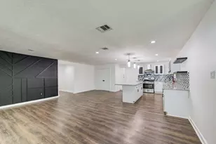 5906 Hilary St, Houston, TX 77026 - Photo 27