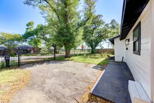 5906 Hilary St, Houston, TX 77026 - Photo 19