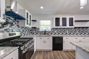 5906 Hilary St, Houston, TX 77026 - Photo 3