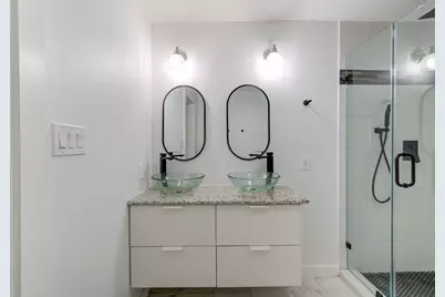 5906 Hilary Street, Houston, TX 77026 - Photo 9