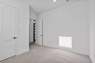 12223 Warbler Dr, Mont Belvieu, TX 77523 - Photo 7