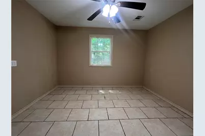 2000 Avenue M, Bay City, TX 77414 - Photo 7