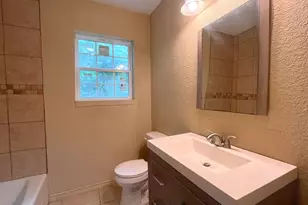2000 Avenue M, Bay City, TX 77414 - Photo 5
