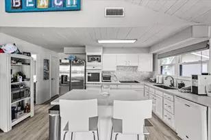 4306 Spanish Main, Jamaica Beach, TX 77554 - Photo 15