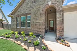 9003 Springcroft Ct, Tomball, TX 77375 - Photo 3