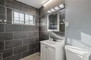 105 Pompano Ave, Galveston, TX 77550 - Photo 13