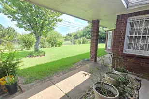 8023 Glen Dell Ct, Houston, TX 77061 - Photo 29
