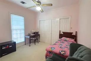 8023 Glen Dell Ct, Houston, TX 77061 - Photo 23