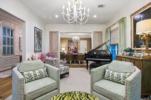 19 E Briar Hollow Ln, Houston, TX 77027 - Photo 7