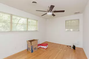 9753 Tappenbeck Dr, Houston, TX 77055 - Photo 19