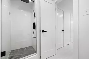 5703 De Milo Dr, Houston, TX 77092 - Photo 17