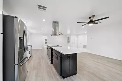 5703 De Milo Drive, Houston, TX 77092 - Photo 11