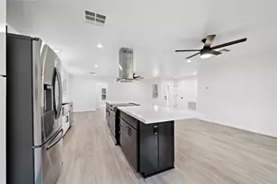 5703 De Milo Dr, Houston, TX 77092 - Photo 11