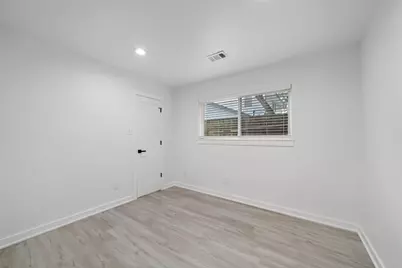 5703 De Milo Drive, Houston, TX 77092 - Photo 19